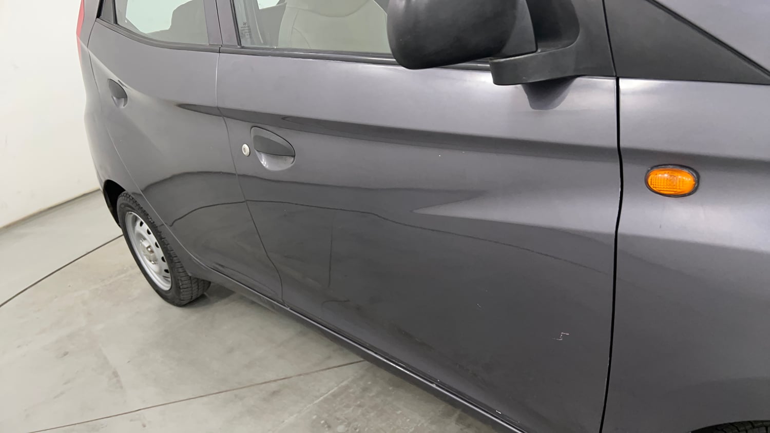 Used 2019 Hyundai Eon Era + Petrol Manual dents MINOR SCRATCH