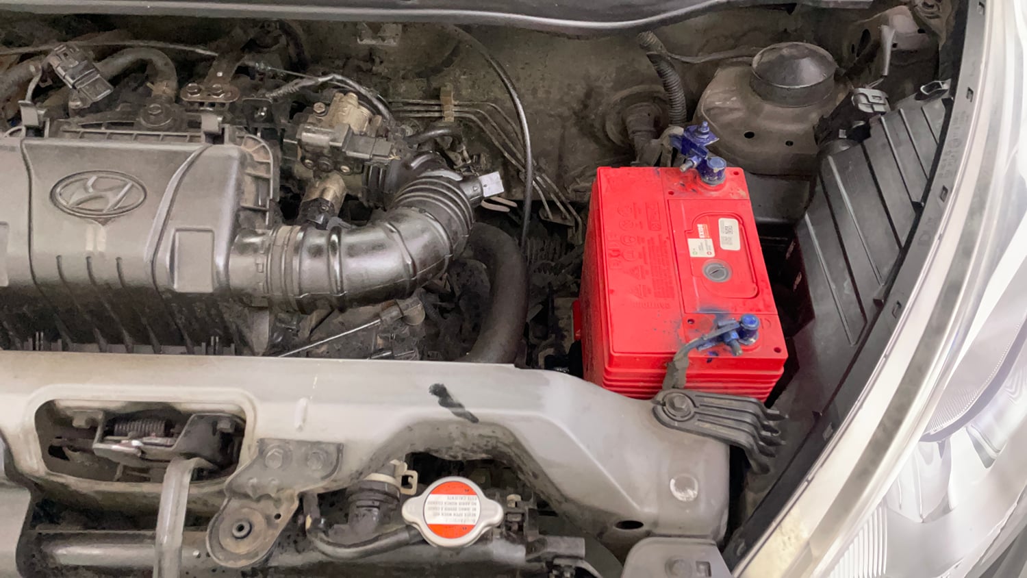 Used 2018 Hyundai Eon Sportz Petrol Manual engine ENGINE LEFT SIDE VIEW