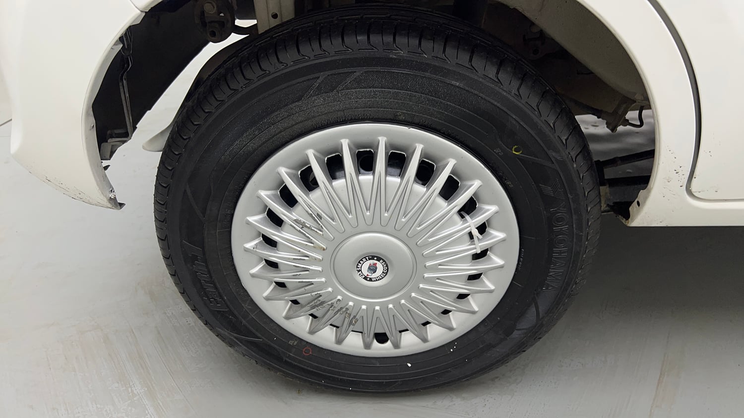 Used 2019 Maruti Suzuki Alto 800 VXi Petrol Manual tyres RIGHT REAR TYRE RIM VIEW