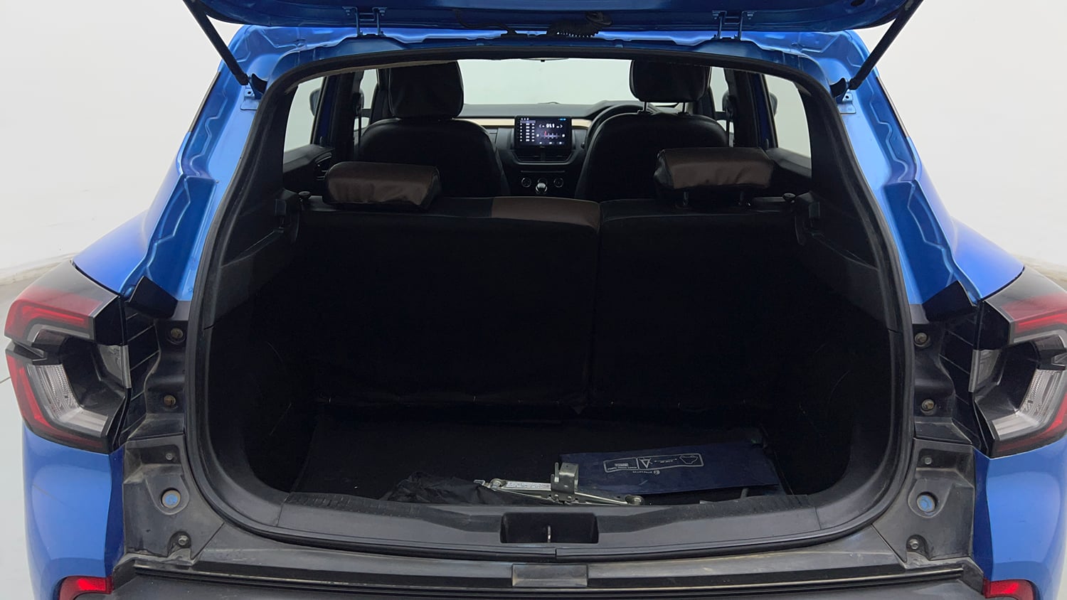 Used 2021 Renault Kiger RXT MT Petrol Manual interior DICKY INSIDE VIEW