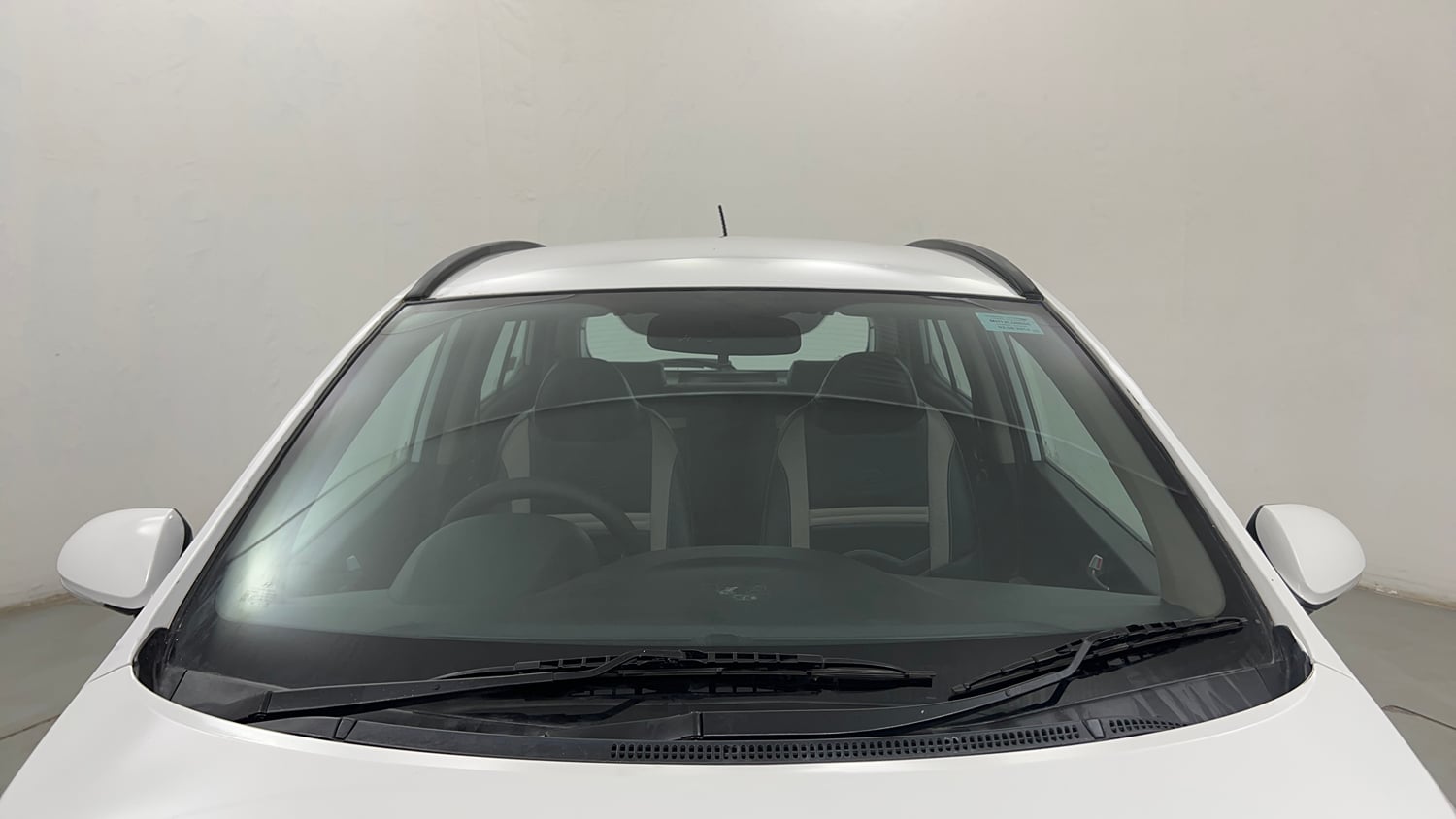 Used 2014 Hyundai Grand i10 Asta AT 1.2 Kappa VTVT Petrol Automatic exterior FRONT WINDSHIELD VIEW