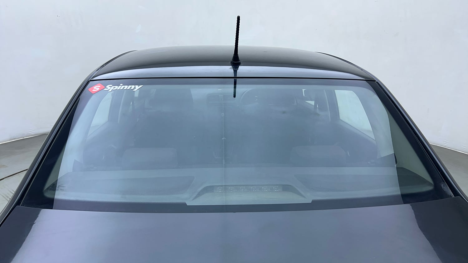 Used 2017 Volkswagen Ameo Trendline 1.2L (P) Petrol Manual exterior BACK WINDSHIELD VIEW