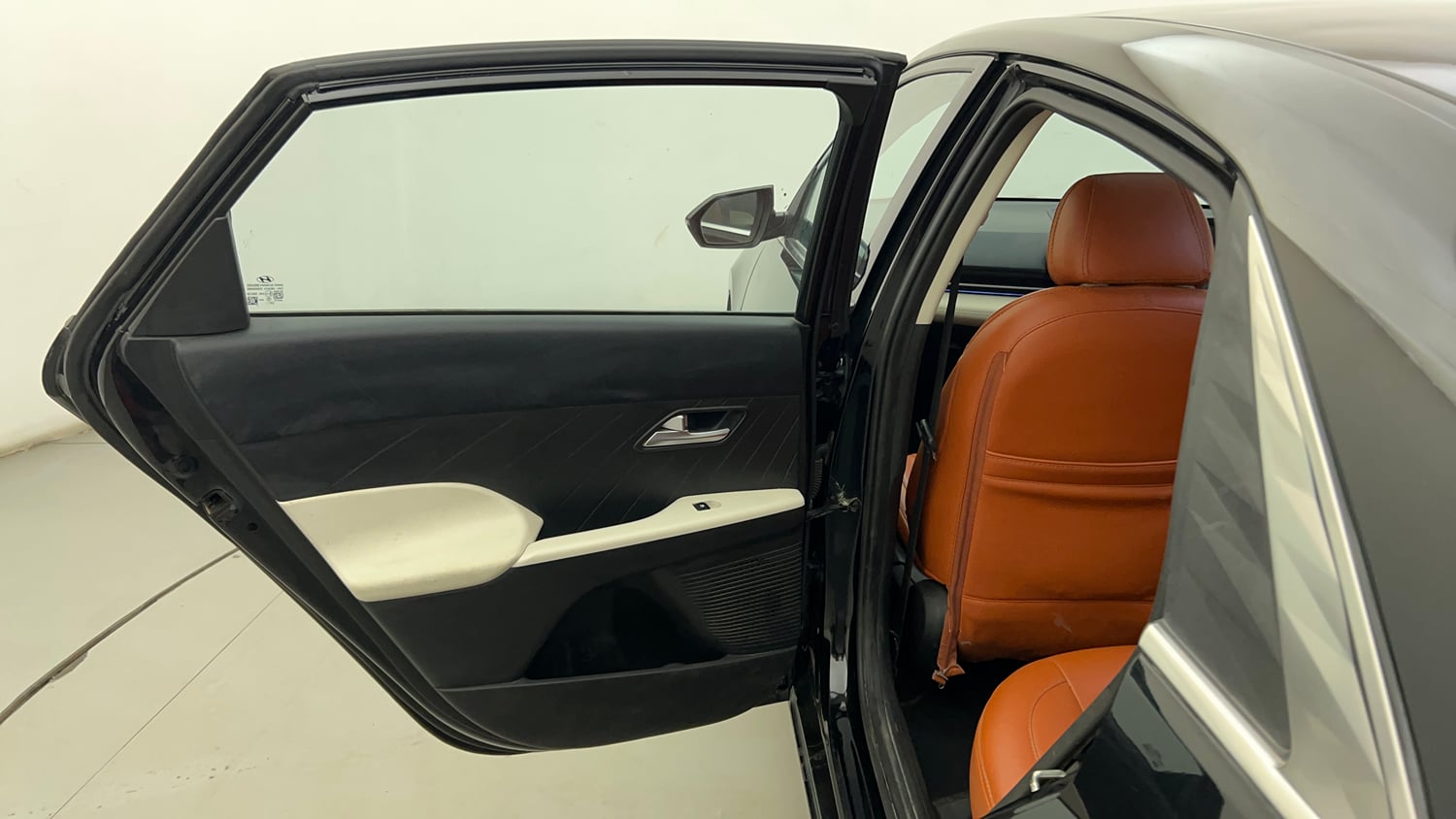 Used 2024 Hyundai Verna SX 1.5 Petrol MT Petrol Manual interior LEFT REAR DOOR OPEN VIEW