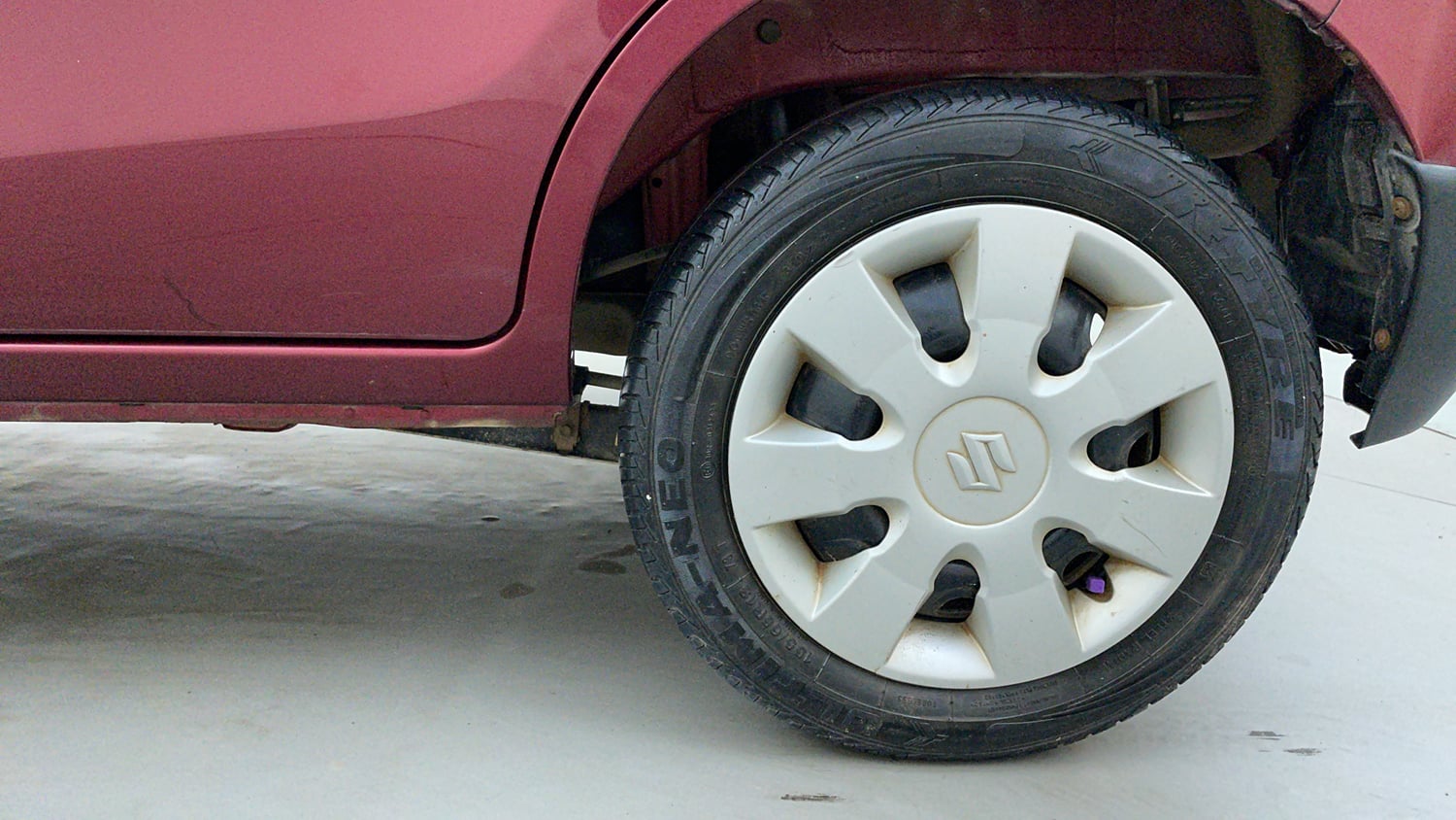 Used 2017 maruti-suzuki Alto K10 VXi (O) AMT Petrol Automatic tyres LEFT REAR TYRE RIM VIEW