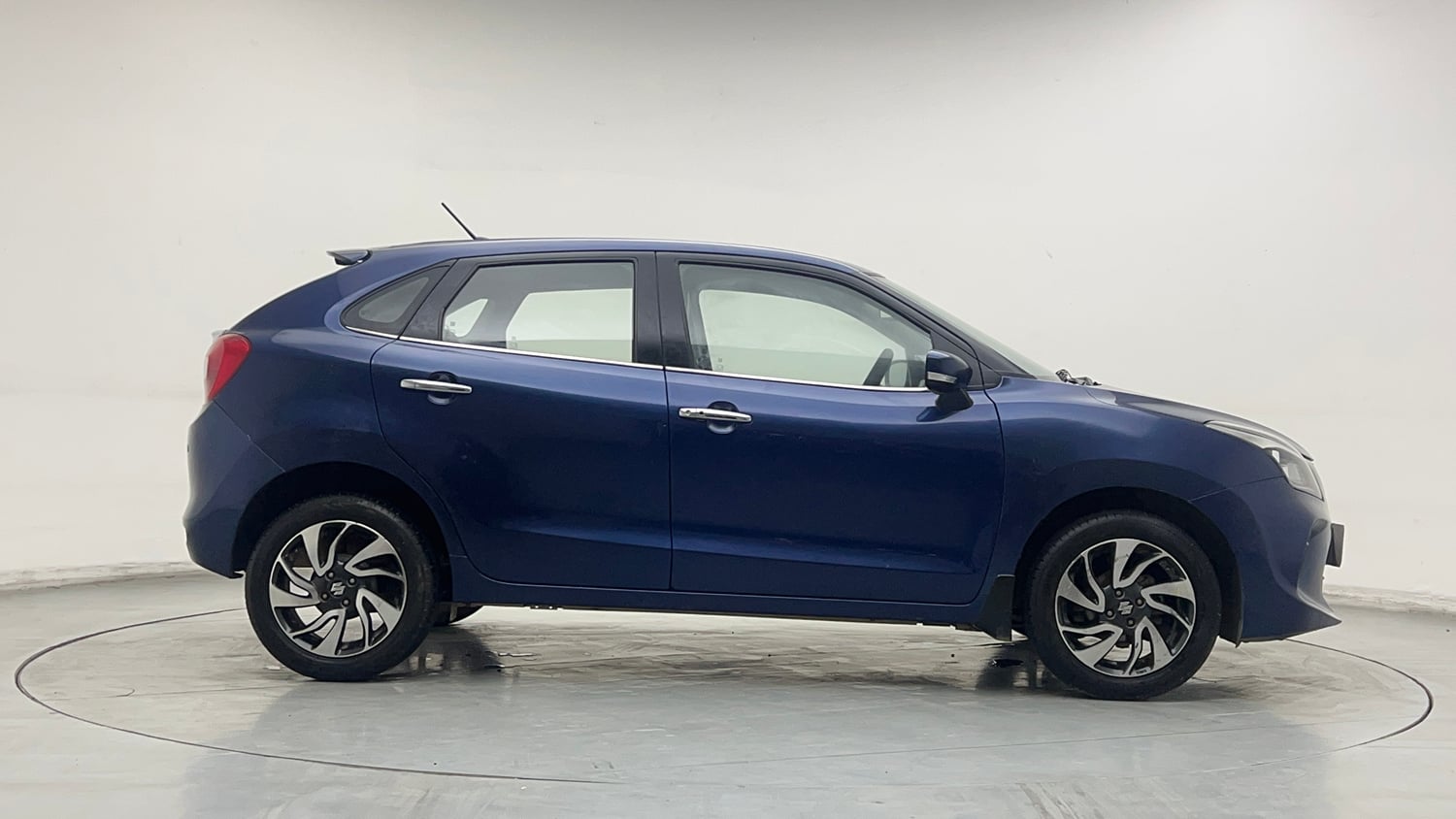 Used 2021 Maruti Suzuki Baleno Zeta Petrol Manual exterior RIGHT SIDE VIEW