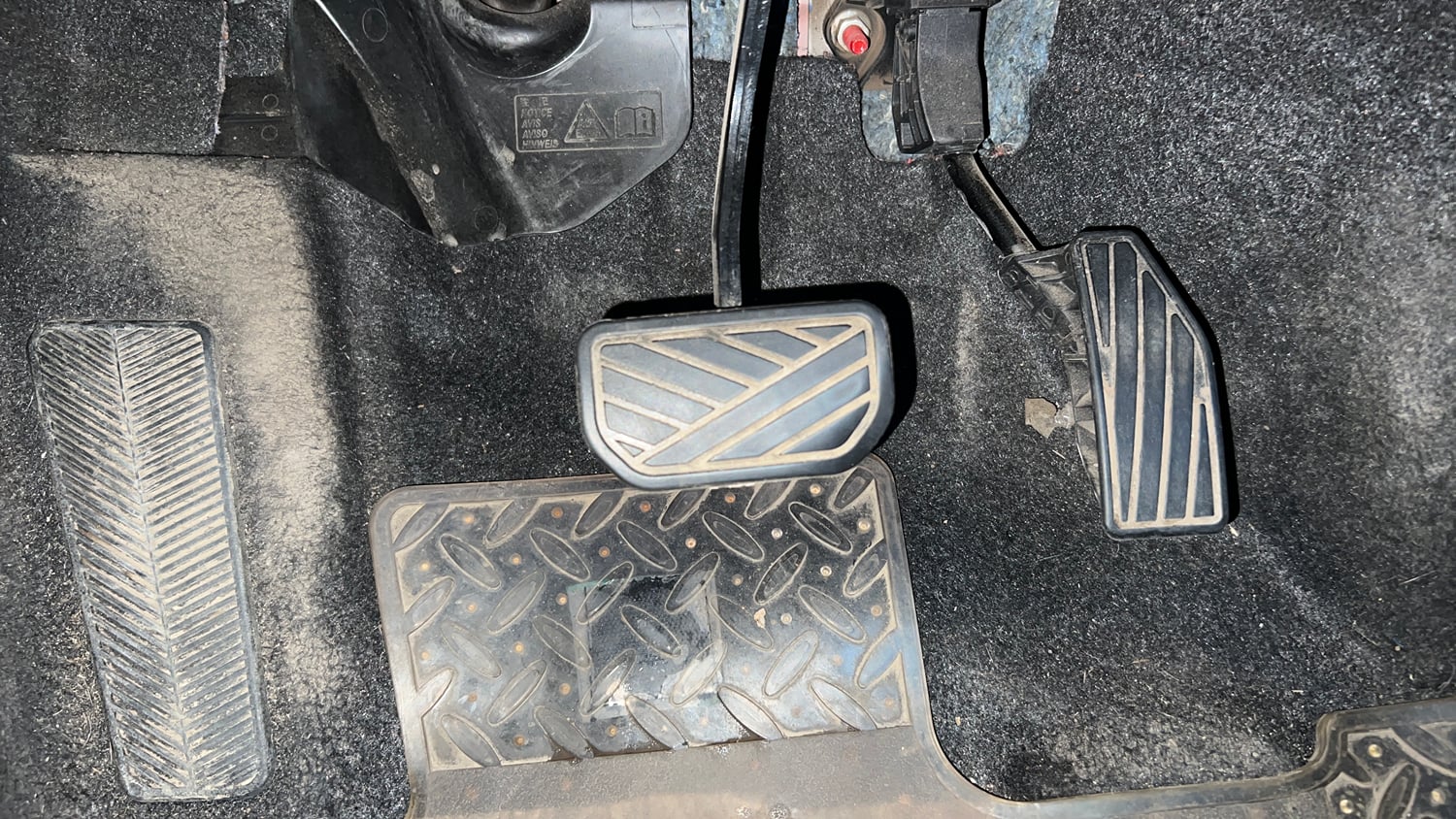 Used 2023 Maruti Suzuki Swift ZXi Plus AMT Dual Tone Petrol Automatic interior PEDALS VIEW