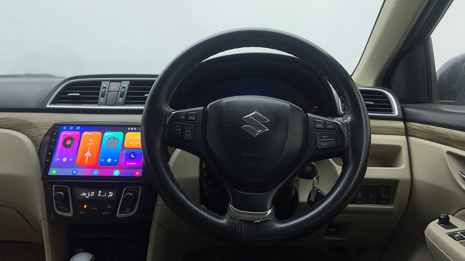 Used 2020 Maruti Suzuki Ciaz Delta Hybrid 1.5 AT Petrol Automatic interior STEERING VIEW