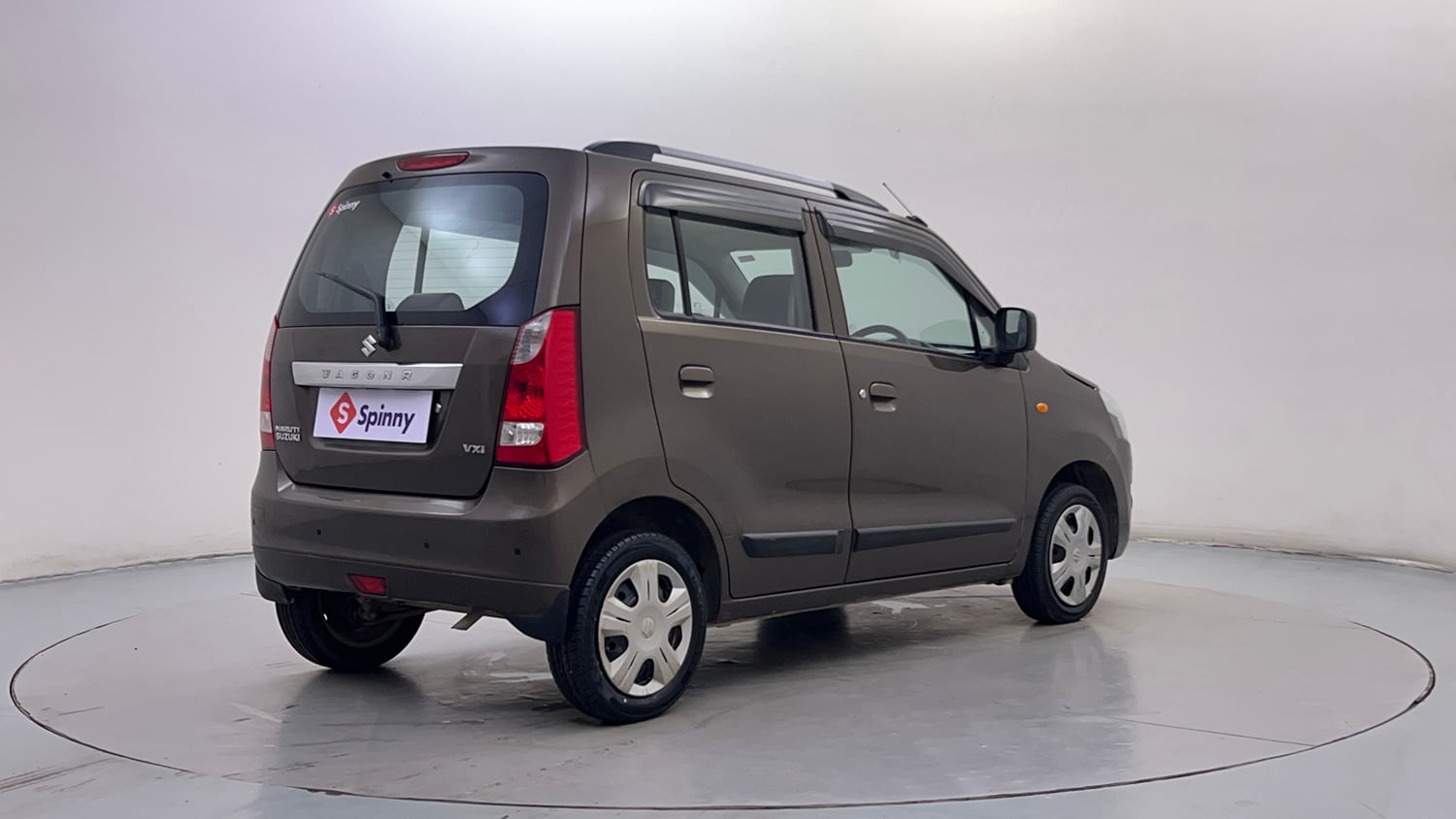 Used 2015 Maruti Suzuki Wagon R VXI Petrol Manual exterior RIGHT REAR CORNER VIEW