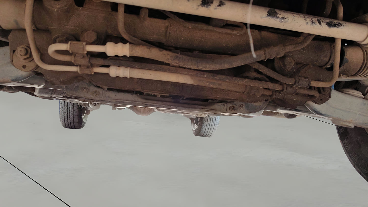 Used 2017 Mahindra TUV300 T8 mHAWK100 Diesel Manual extra FRONT LEFT UNDERBODY VIEW