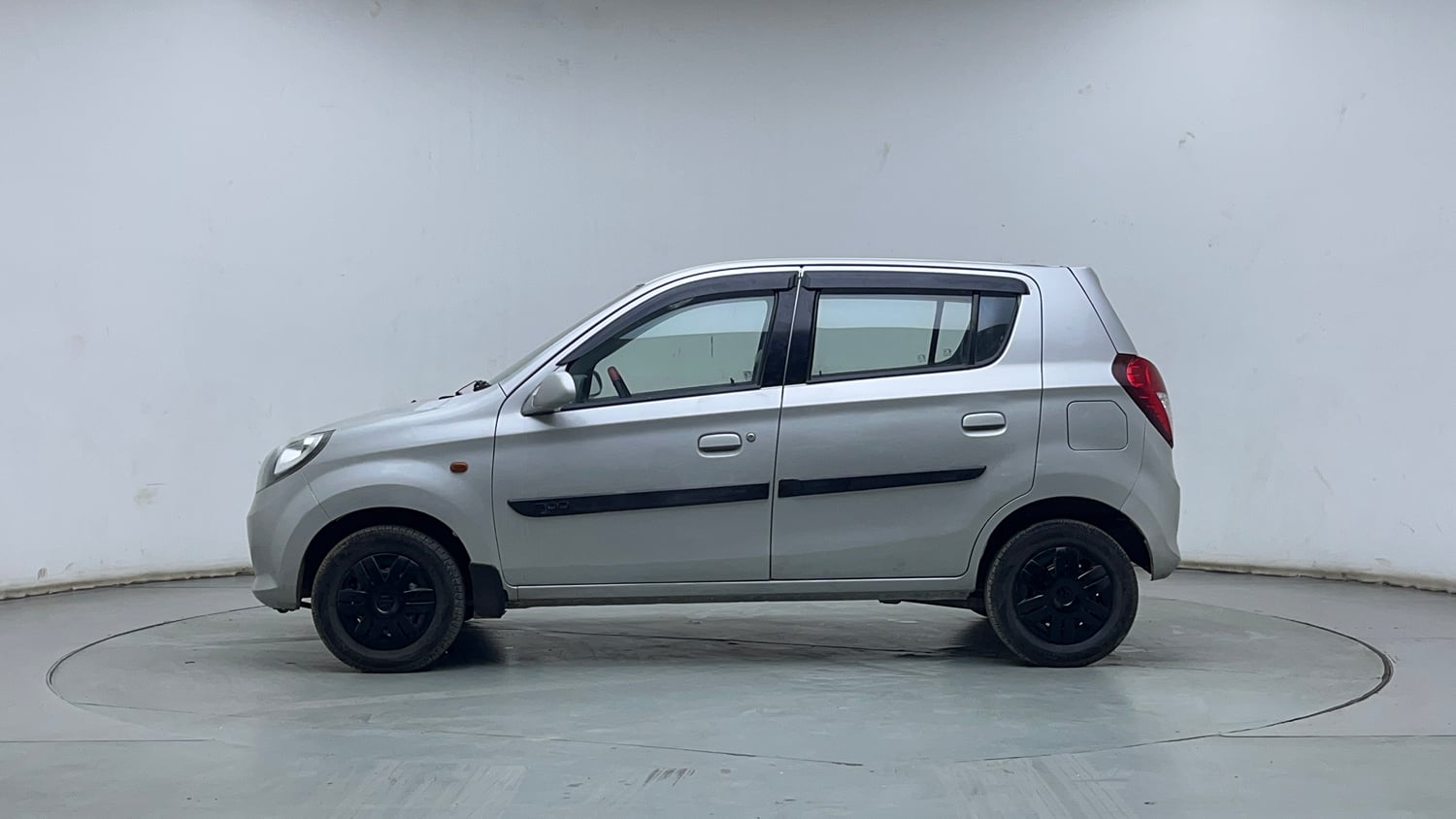 Used 2015 Maruti Suzuki Alto 800 LXi Anniversary Edition Petrol Manual exterior LEFT SIDE VIEW