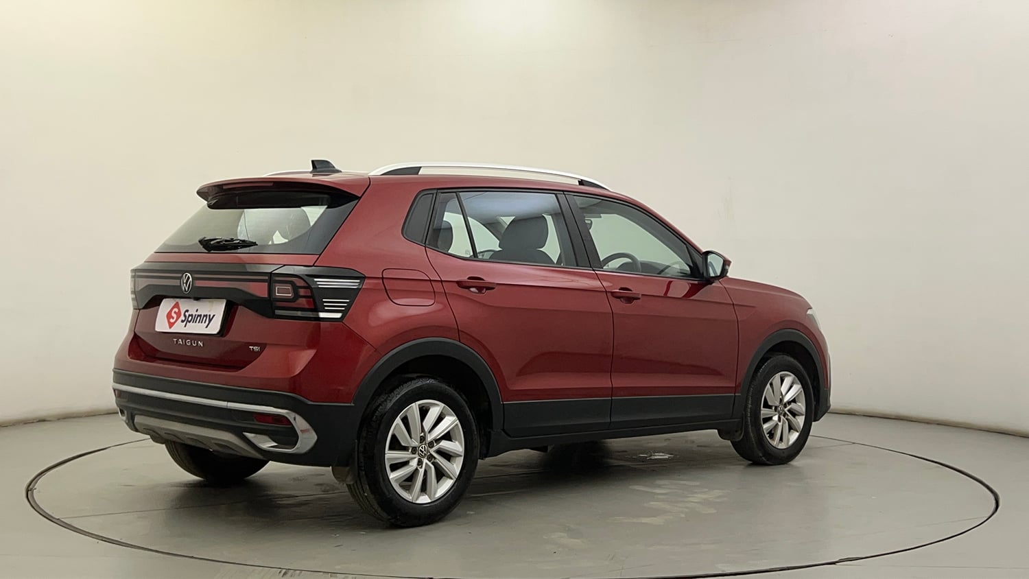 Used 2022 Volkswagen Taigun Highline 1.0 TSI AT Petrol Automatic exterior RIGHT REAR CORNER VIEW