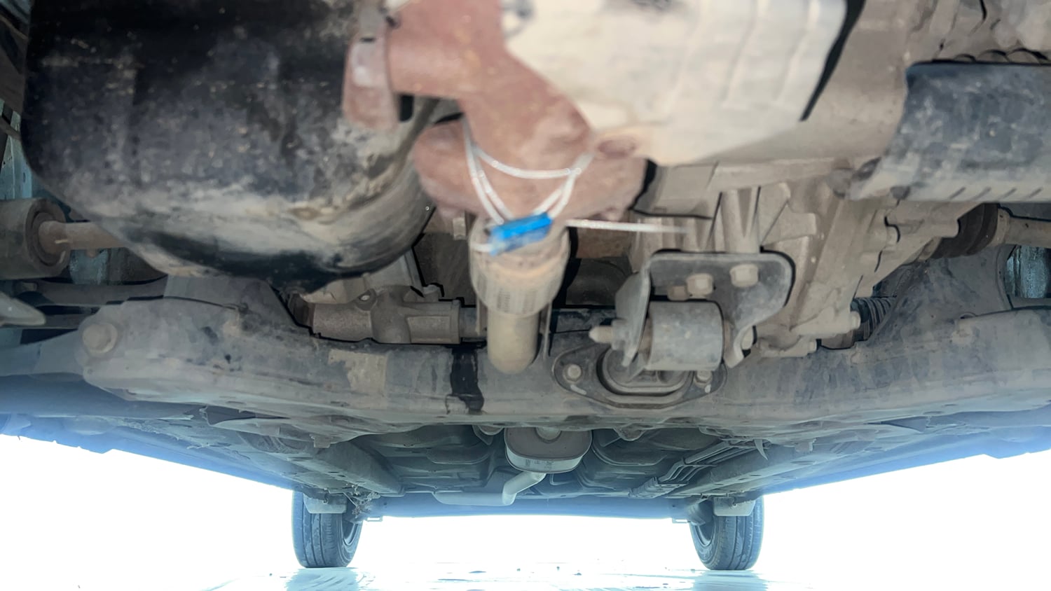 Used 2019 Hyundai Santro Sportz AMT Petrol Automatic extra FRONT LEFT UNDERBODY VIEW