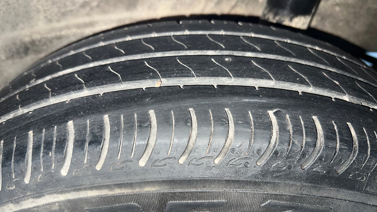 Used 2024 Maruti Suzuki Wagon R VXI 1.0 CNG Cng Manual tyres LEFT REAR TYRE TREAD VIEW