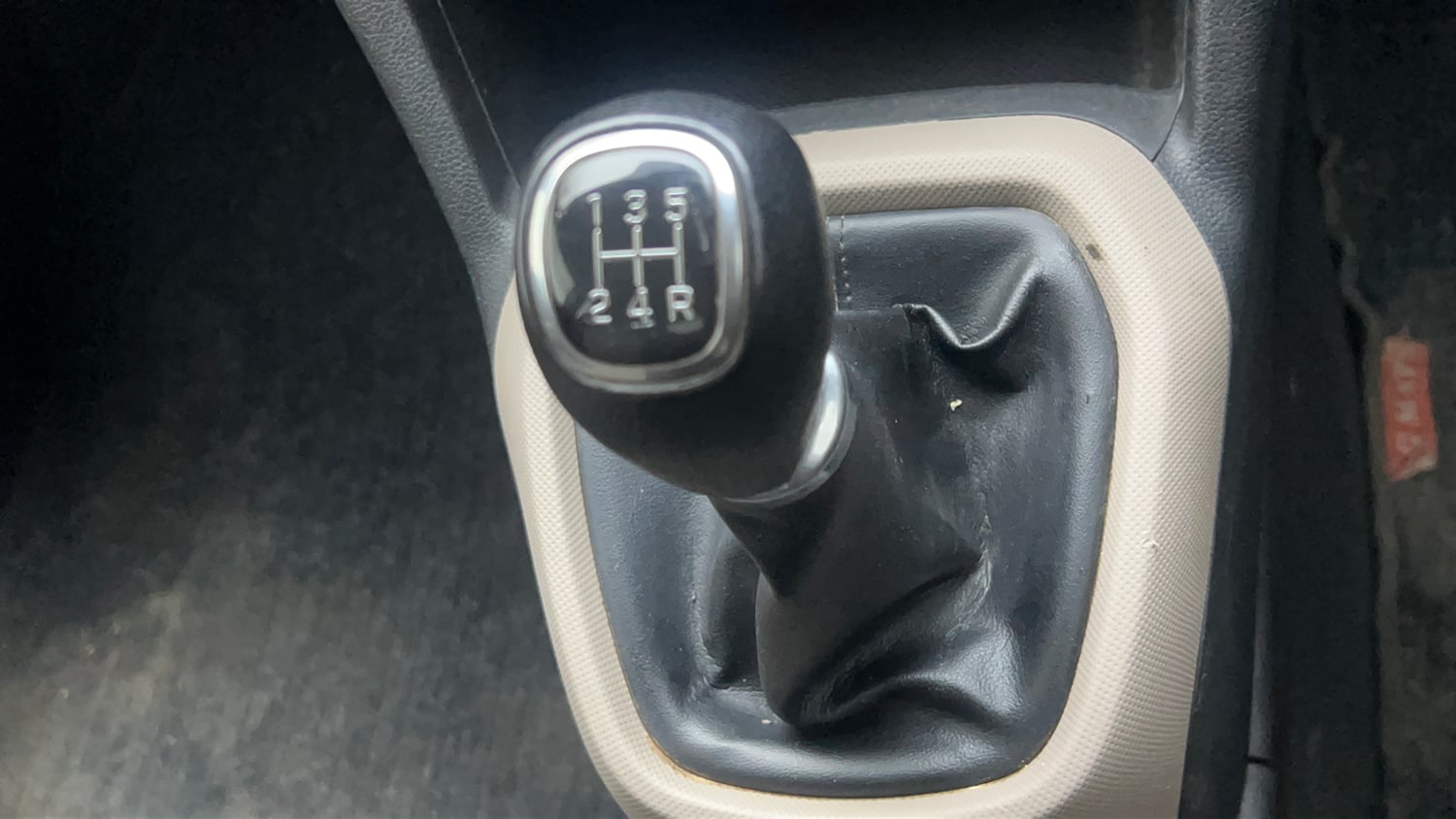 Used 2017 Hyundai Grand i10 Sportz 1.2 Kappa VTVT Petrol Manual interior GEAR  KNOB VIEW