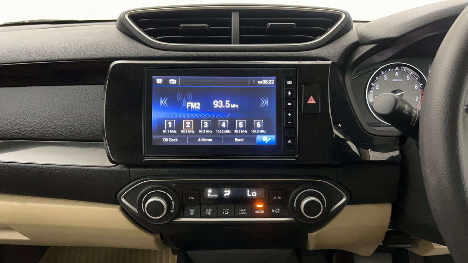 Used 2020 Honda Amaze 1.2 VX CVT Petrol Petrol Automatic interior MUSIC SYSTEM & AC CONTROL VIEW