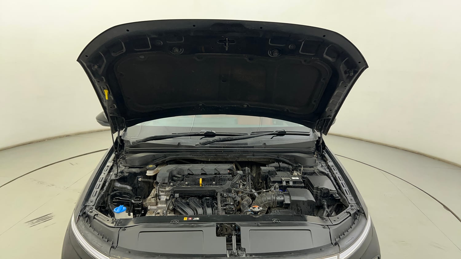 Used 2024 Hyundai Verna SX 1.5 Petrol MT Petrol Manual engine ENGINE & BONNET OPEN FRONT VIEW
