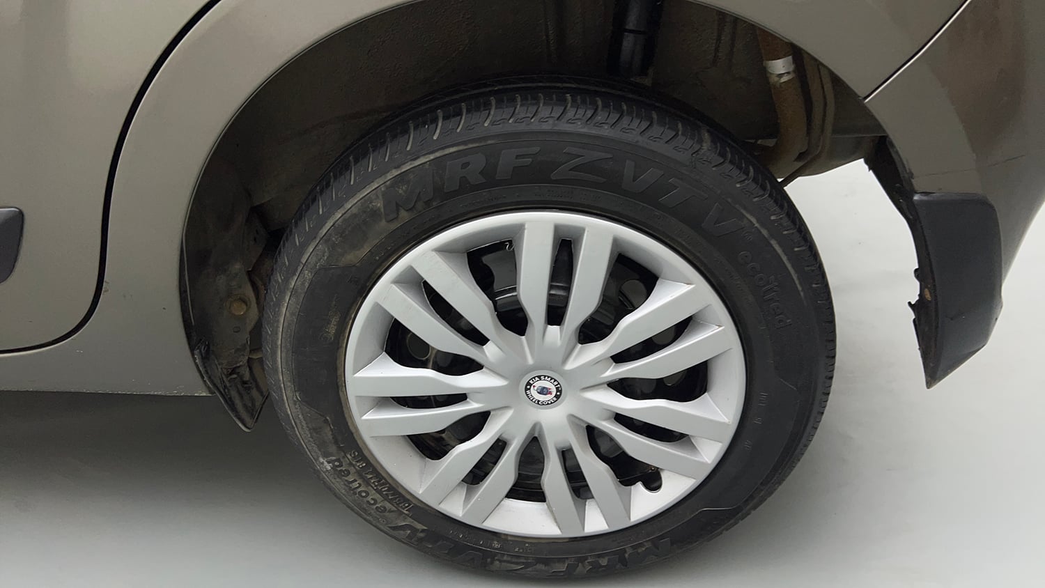 Used 2024 Maruti Suzuki Wagon R VXI 1.0 CNG Cng Manual tyres LEFT REAR TYRE RIM VIEW