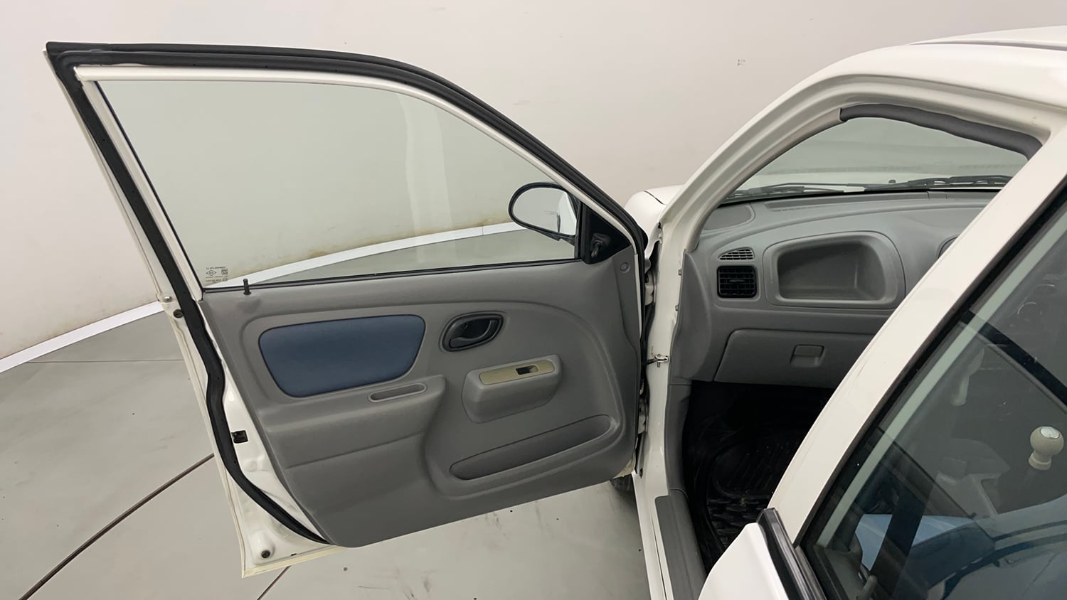 Used 2014 Maruti Suzuki Alto K10 VXi Petrol Manual interior LEFT FRONT DOOR OPEN VIEW