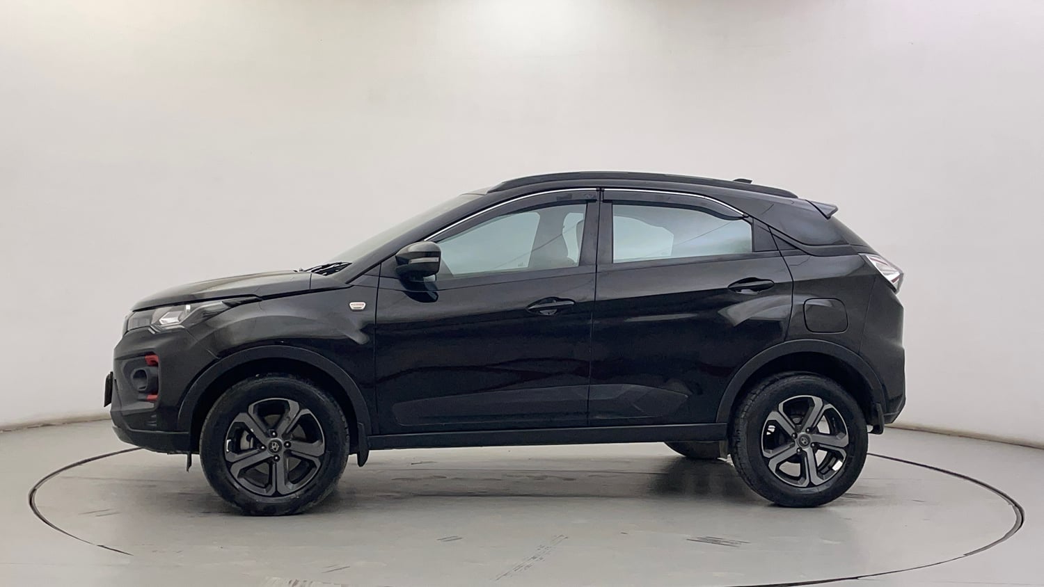 Used 2023 Tata Nexon XZA Plus LUXS Diesel Red Dark Edition Diesel Automatic exterior LEFT SIDE VIEW