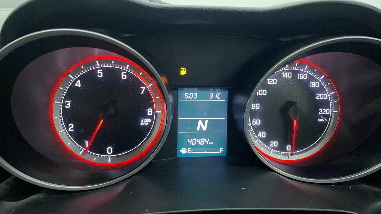 Used 2019 Maruti Suzuki Swift VXi AMT Petrol Automatic interior CLUSTERMETER VIEW
