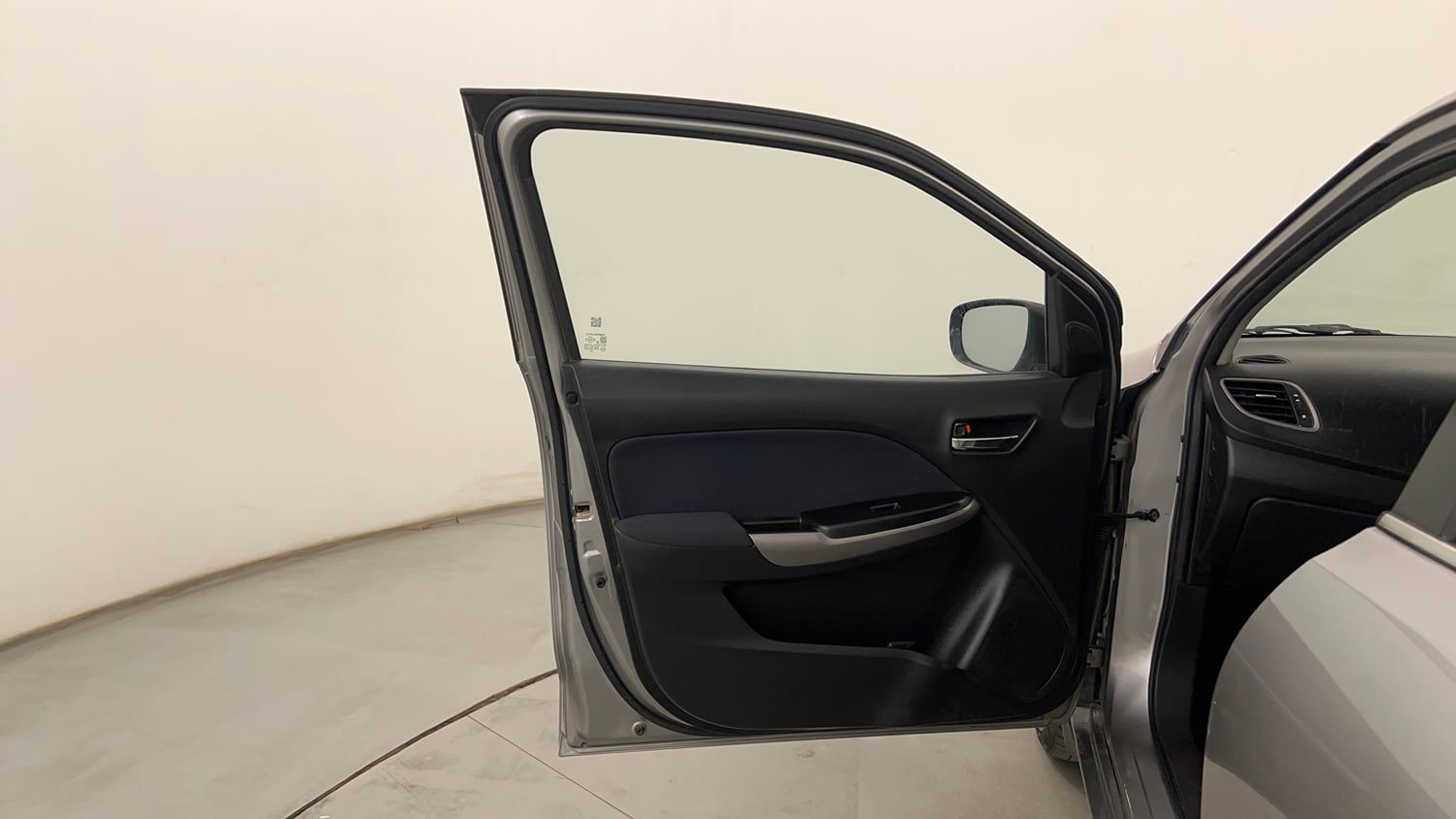 Used 2020 Maruti Suzuki Baleno Zeta Petrol Manual interior LEFT FRONT DOOR OPEN VIEW