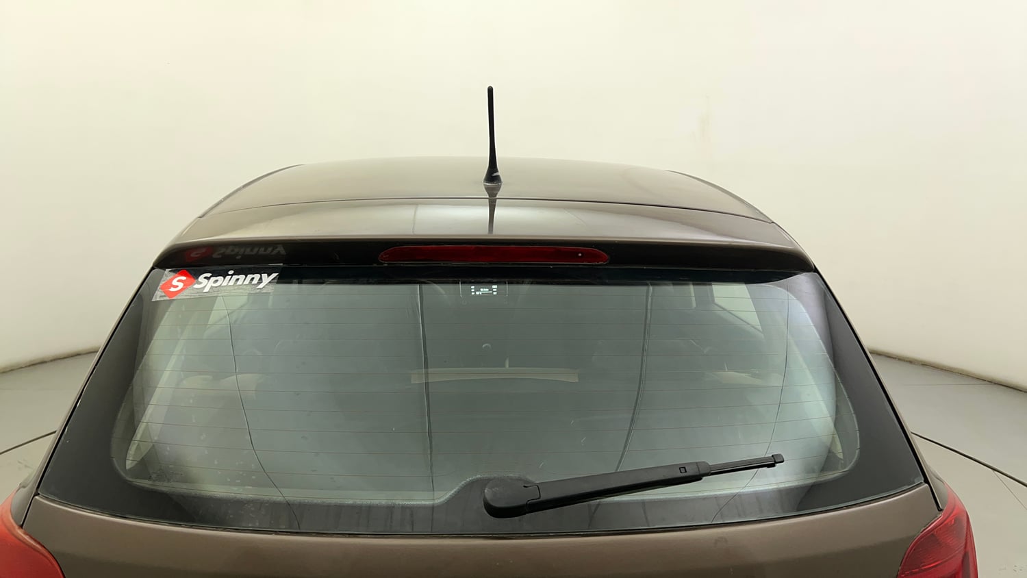 Used 2016 Volkswagen Polo Comfortline 1.2L (P) Petrol Manual exterior BACK WINDSHIELD VIEW