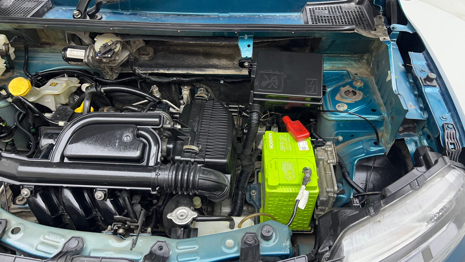 Used 2021 Renault Kwid RXT 1.0 AMT Opt Petrol Automatic engine ENGINE LEFT SIDE VIEW
