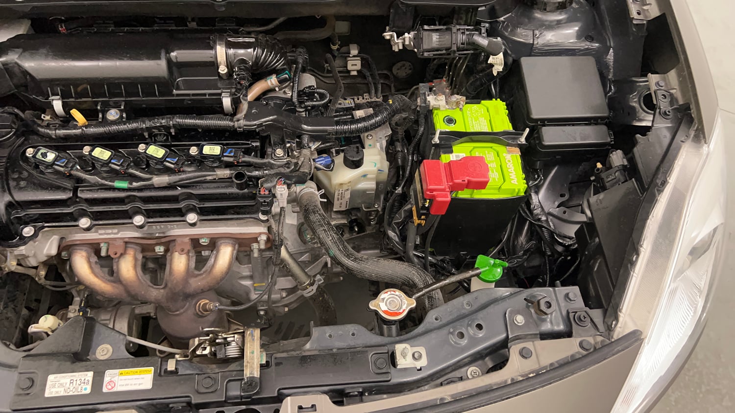 Used 2020 Maruti Suzuki Swift VXi AMT Petrol Automatic engine ENGINE LEFT SIDE VIEW