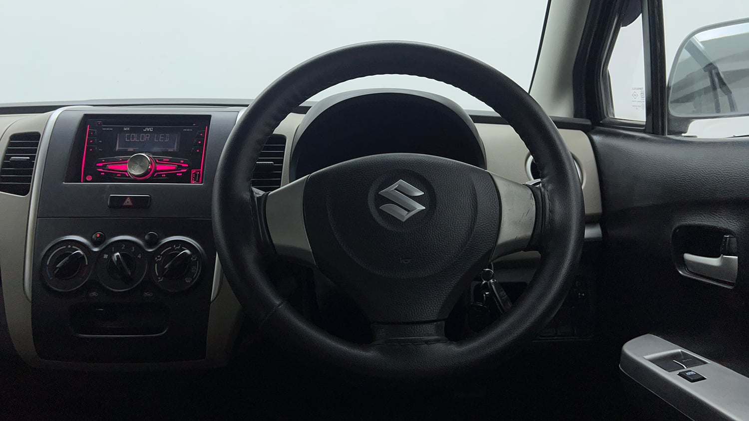 Used 2014 Maruti Suzuki Wagon R LXI Petrol Manual interior STEERING VIEW
