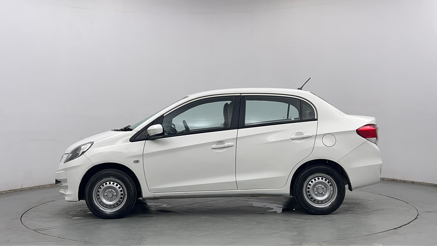 Used 2013 Honda Amaze 1.2 EX i-VTEC Petrol Manual exterior LEFT SIDE VIEW