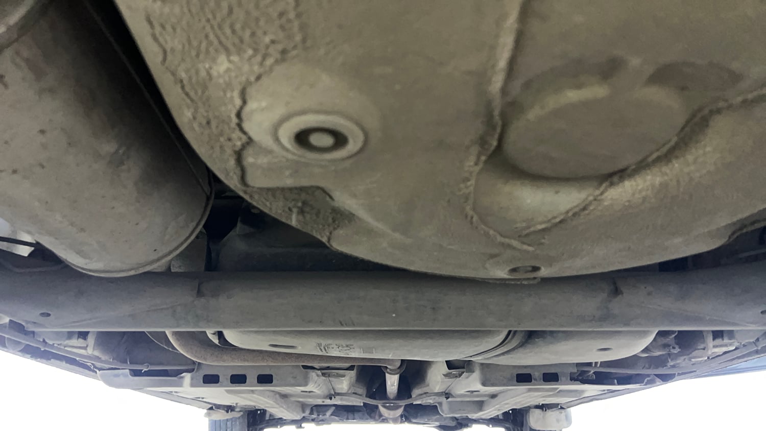 Used 2017 Volkswagen Ameo Trendline 1.2L (P) Petrol Manual extra REAR UNDERBODY VIEW (TAKEN FROM REAR)