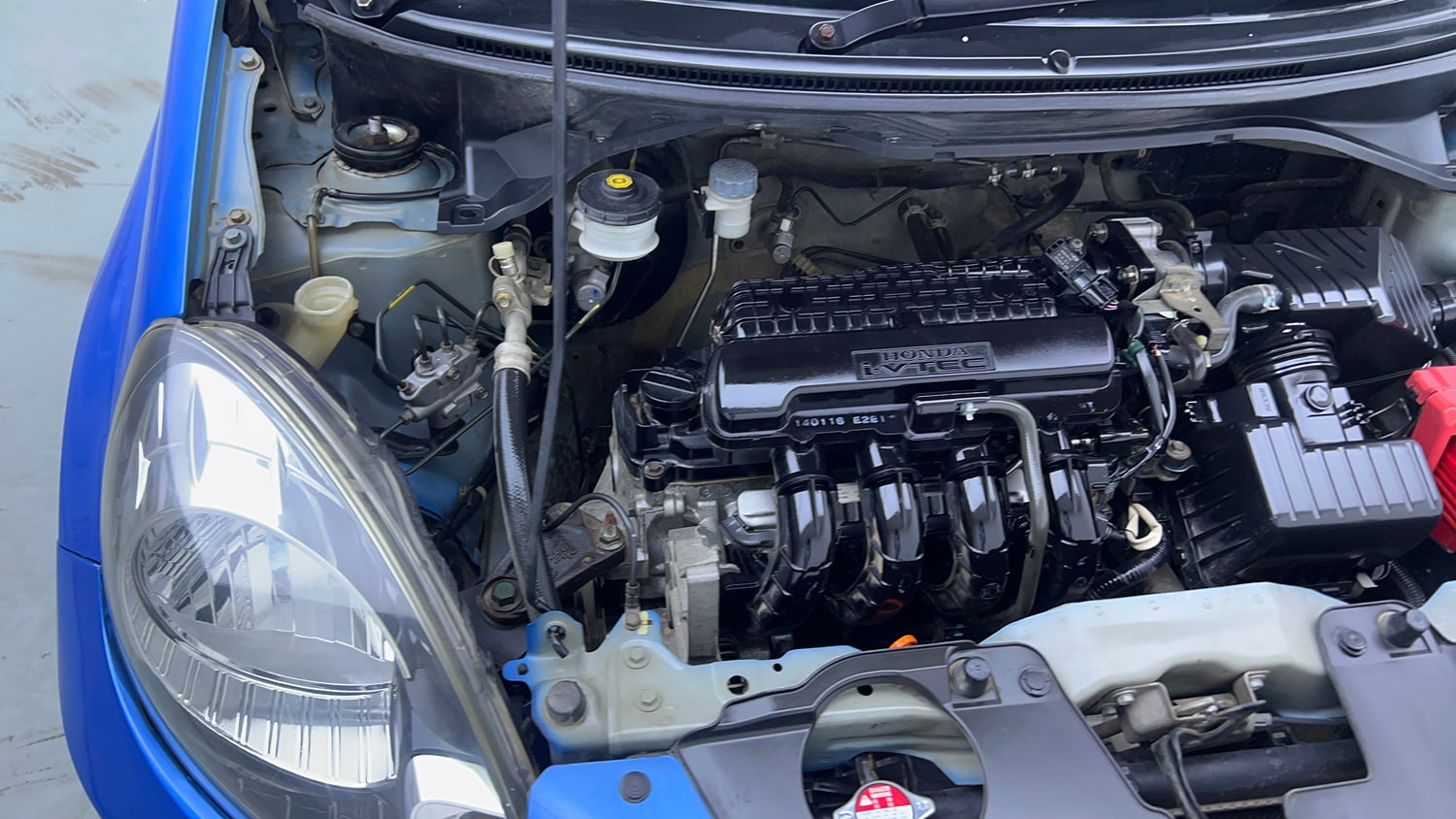 Used 2014 Honda Brio EX MT Petrol Manual engine ENGINE RIGHT SIDE VIEW