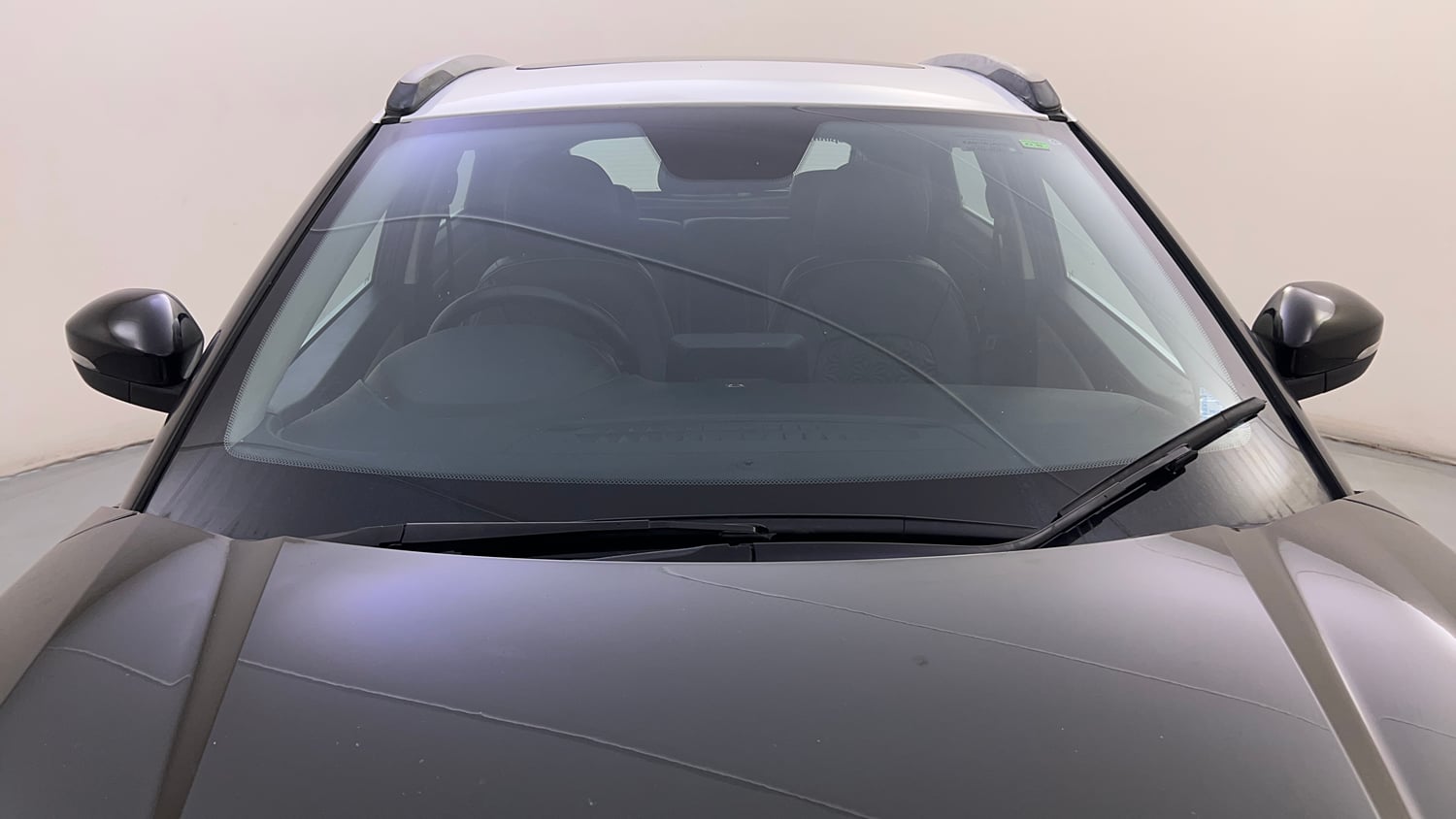 Used 2020 Tata Nexon XZA Plus (O) Dual Tone Petrol Automatic exterior FRONT WINDSHIELD VIEW