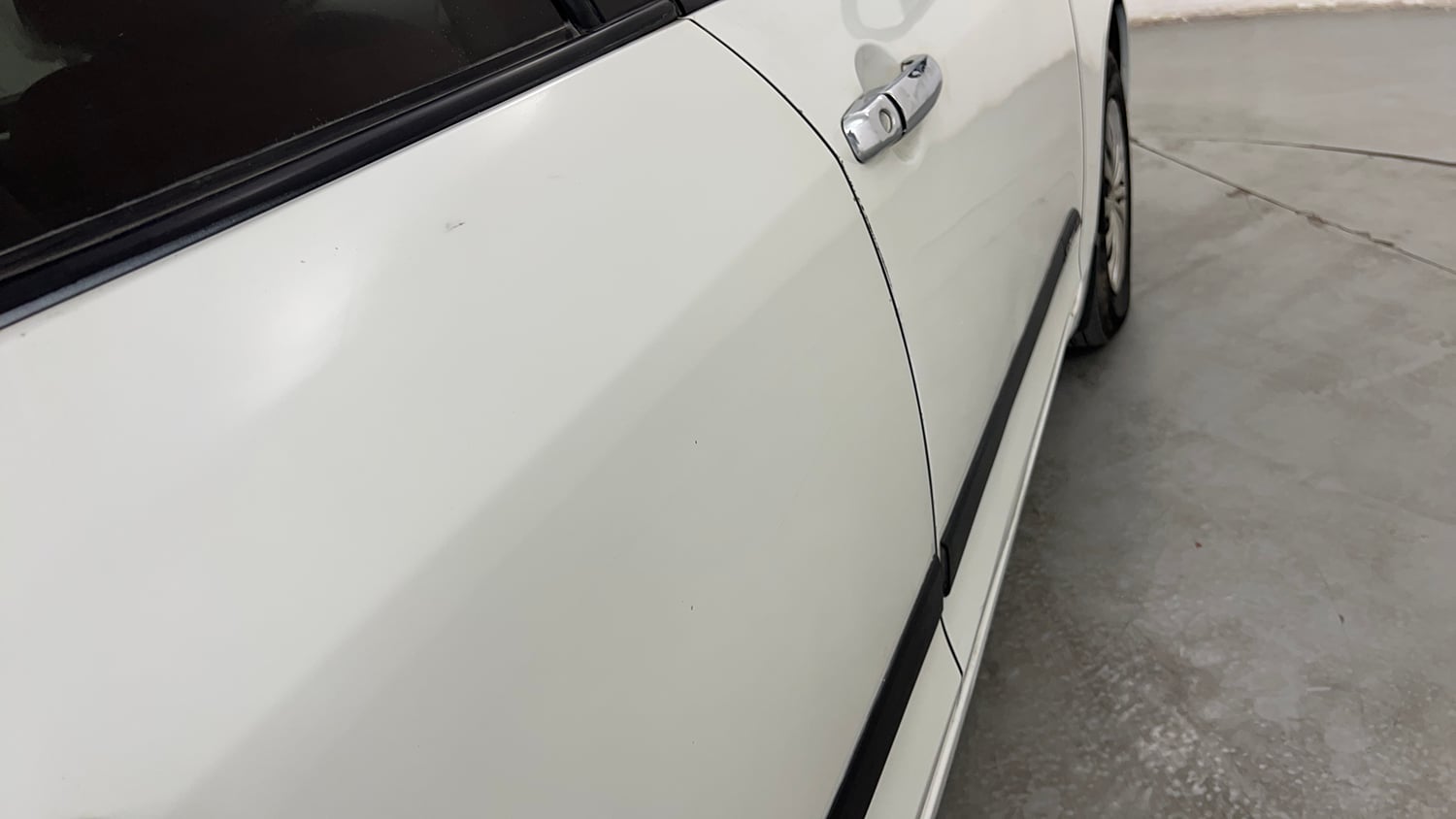 Used 2013 Maruti Suzuki Swift VDi Diesel Manual dents MINOR SCRATCH