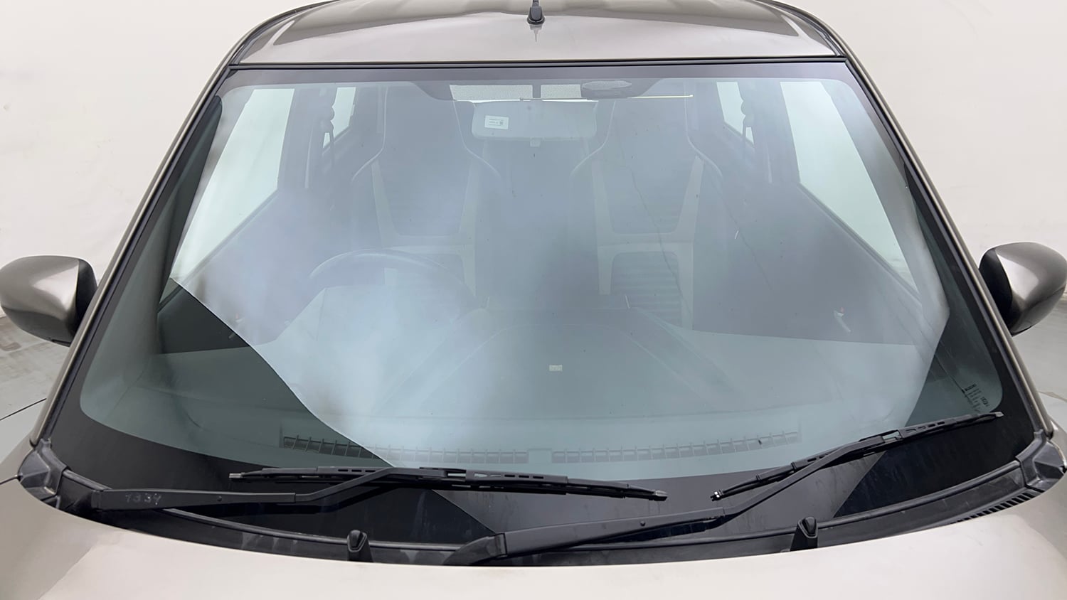 Used 2024 Maruti Suzuki Wagon R VXI 1.0 CNG Cng Manual exterior FRONT WINDSHIELD VIEW