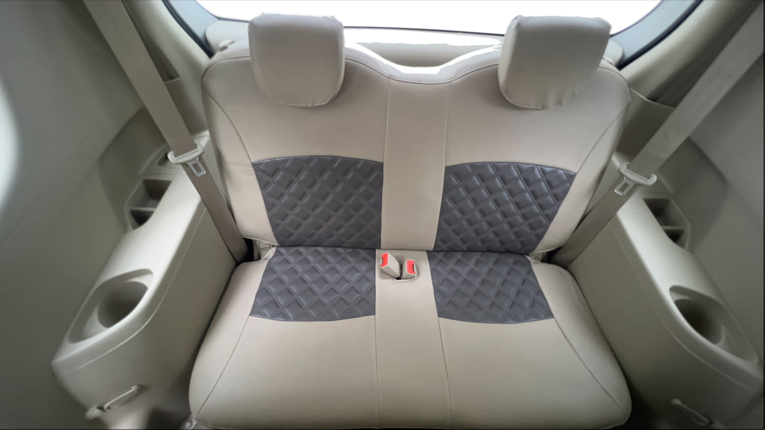 Used 2015 Maruti Suzuki Ertiga Vxi Petrol Manual interior THIRD ROW SEAT
