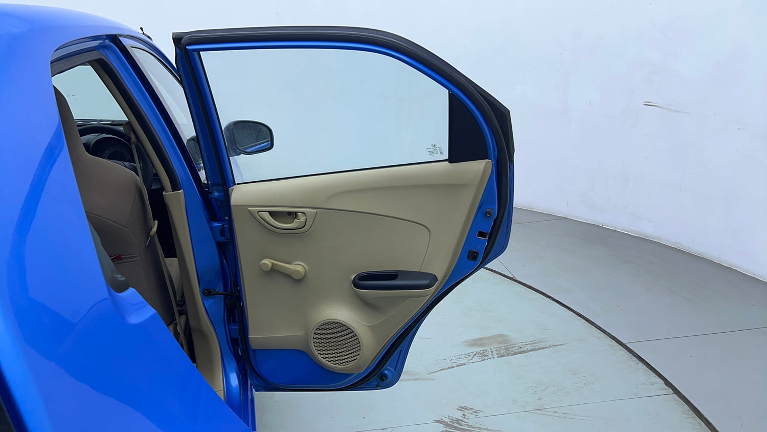 Used 2014 Honda Brio EX MT Petrol Manual interior RIGHT REAR DOOR OPEN VIEW
