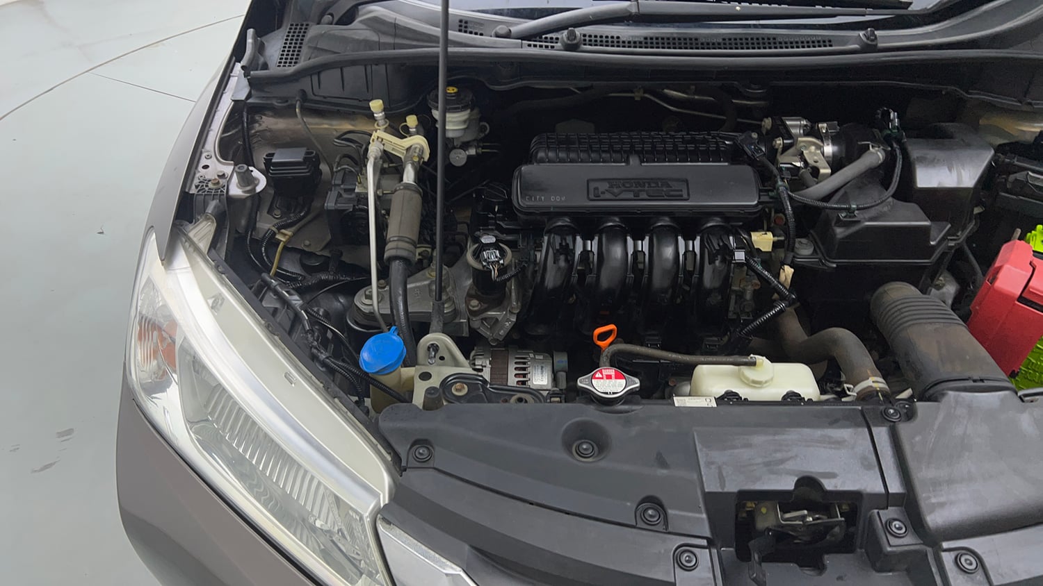 Used 2014 Honda City VX CVT Petrol Automatic engine ENGINE RIGHT SIDE VIEW