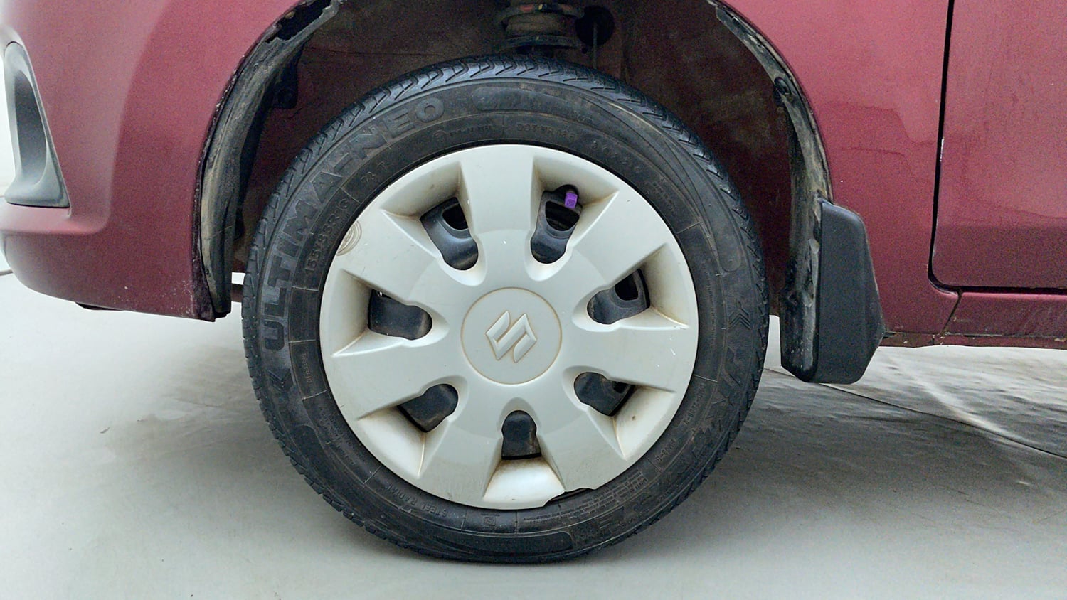 Used 2017 maruti-suzuki Alto K10 VXi (O) AMT Petrol Automatic tyres LEFT FRONT TYRE RIM VIEW