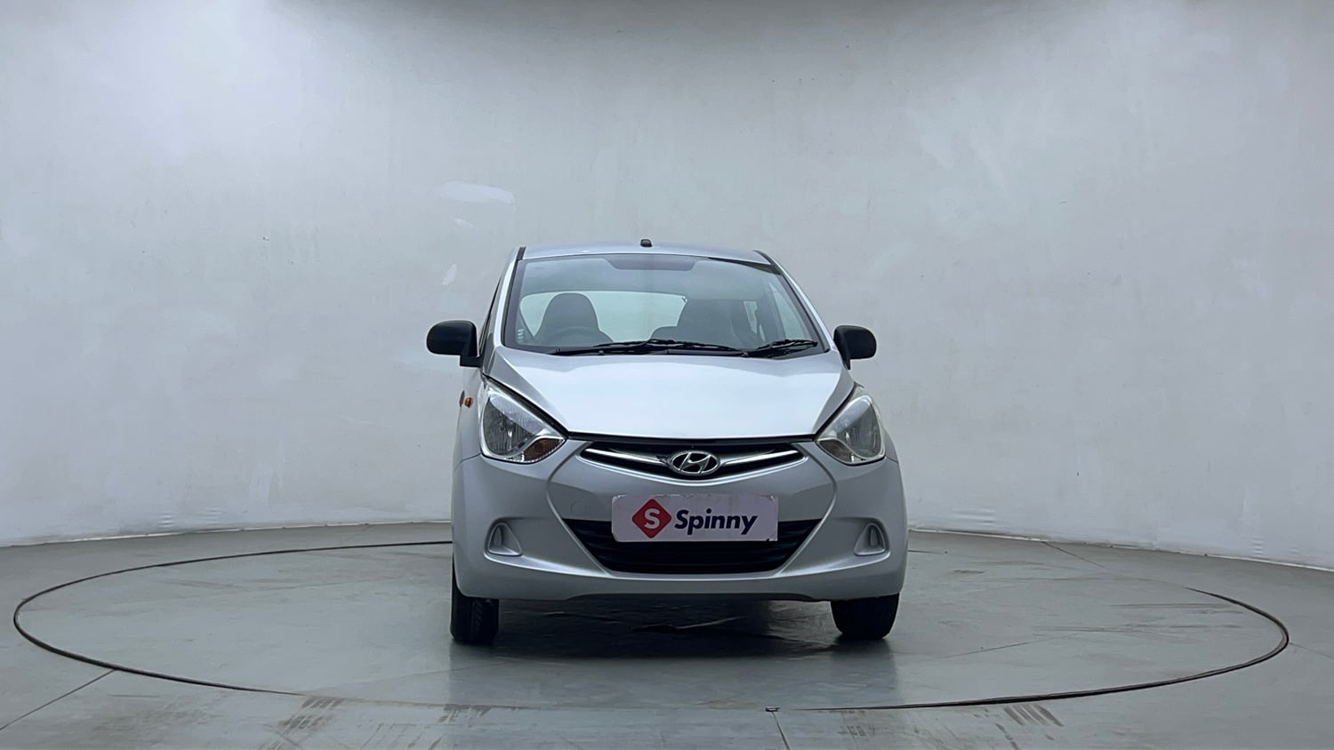 Used 2018 Hyundai Eon Era + Petrol Manual exterior FRONT VIEW
