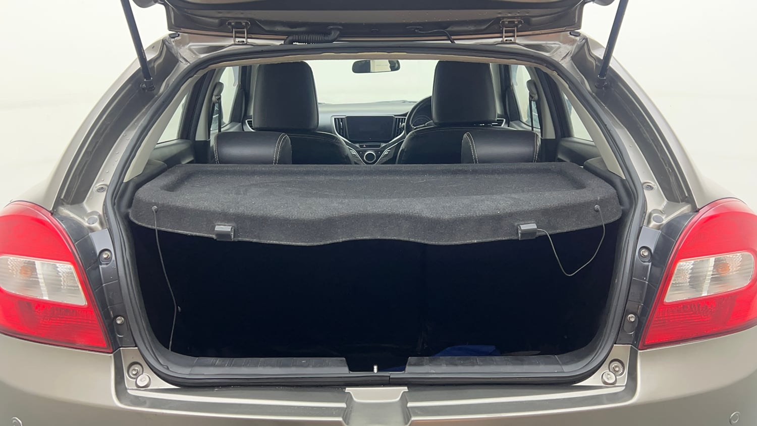 Used 2019 Maruti Suzuki Baleno Delta Petrol Manual interior DICKY INSIDE VIEW