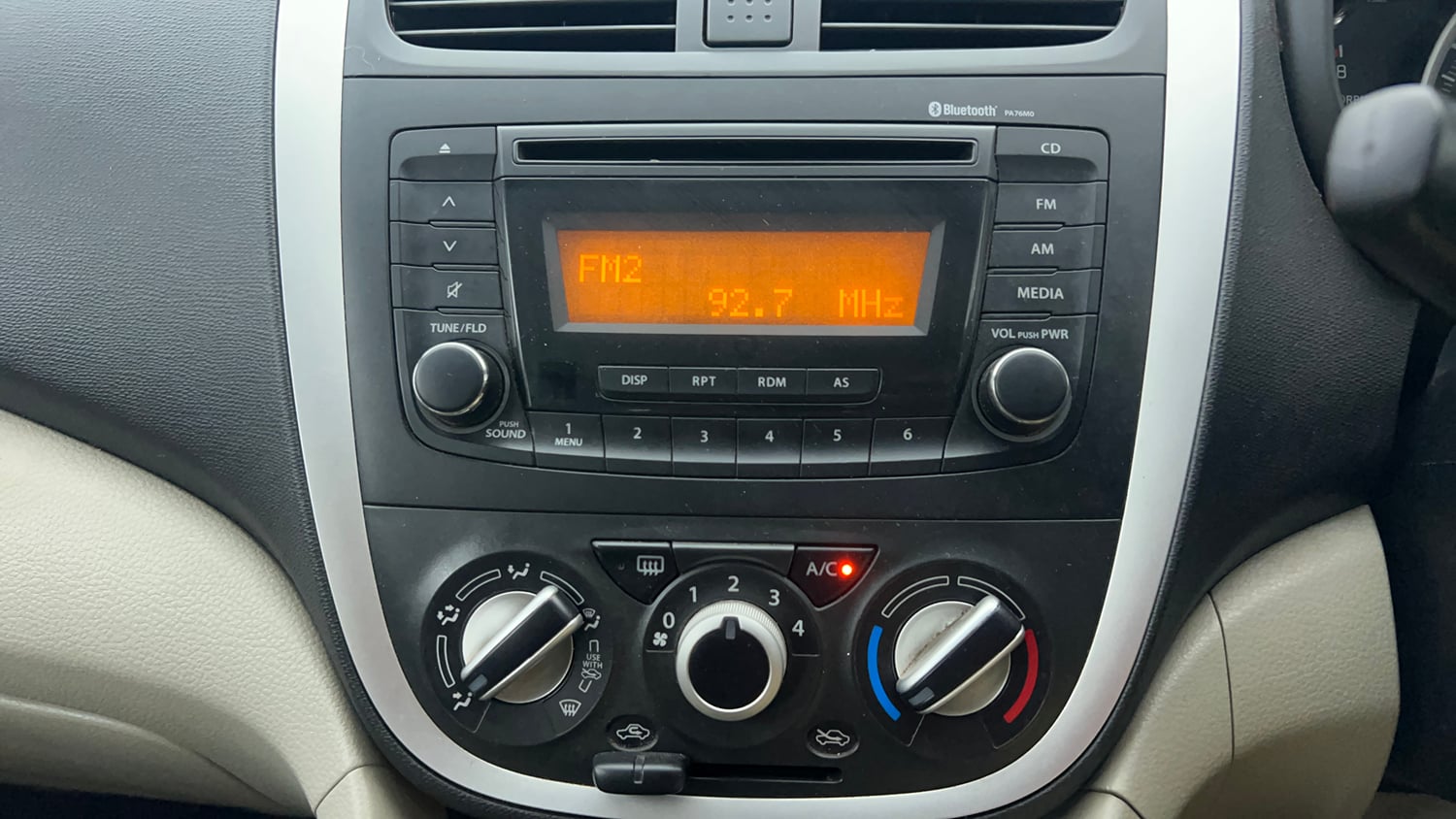 Used 2017 Maruti Suzuki Celerio ZXI (O) AMT Petrol Automatic interior MUSIC SYSTEM & AC CONTROL VIEW
