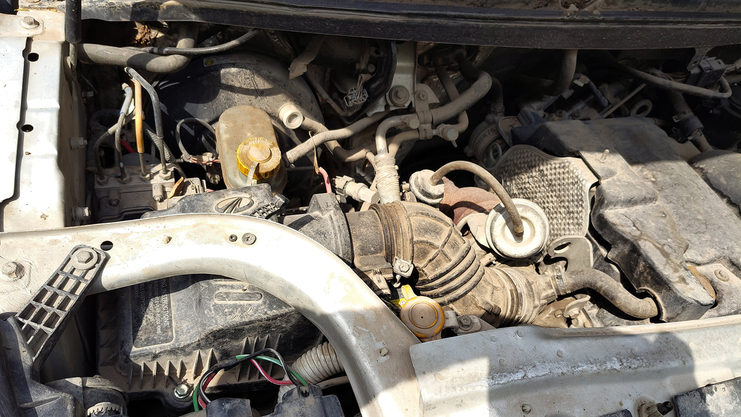Used 2017 Mahindra TUV300 T8 mHAWK100 Diesel Manual engine ENGINE RIGHT SIDE VIEW