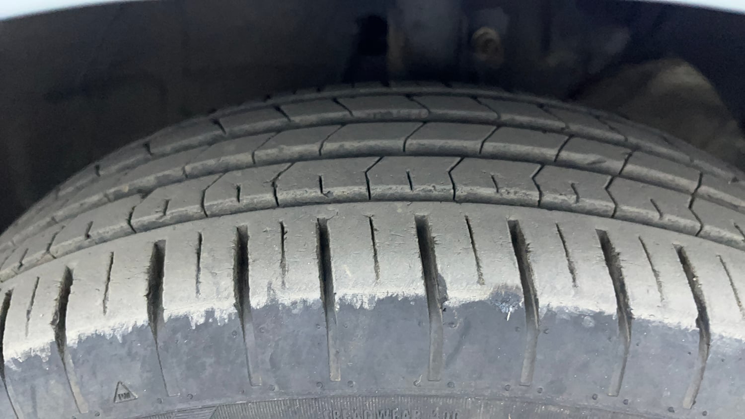 Used 2024 Toyota Glanza S AMT Petrol Automatic tyres RIGHT FRONT TYRE TREAD VIEW