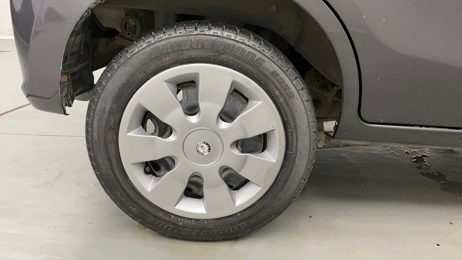 Used 2017 Maruti Suzuki Alto K10 VXi Petrol Manual tyres RIGHT REAR TYRE RIM VIEW