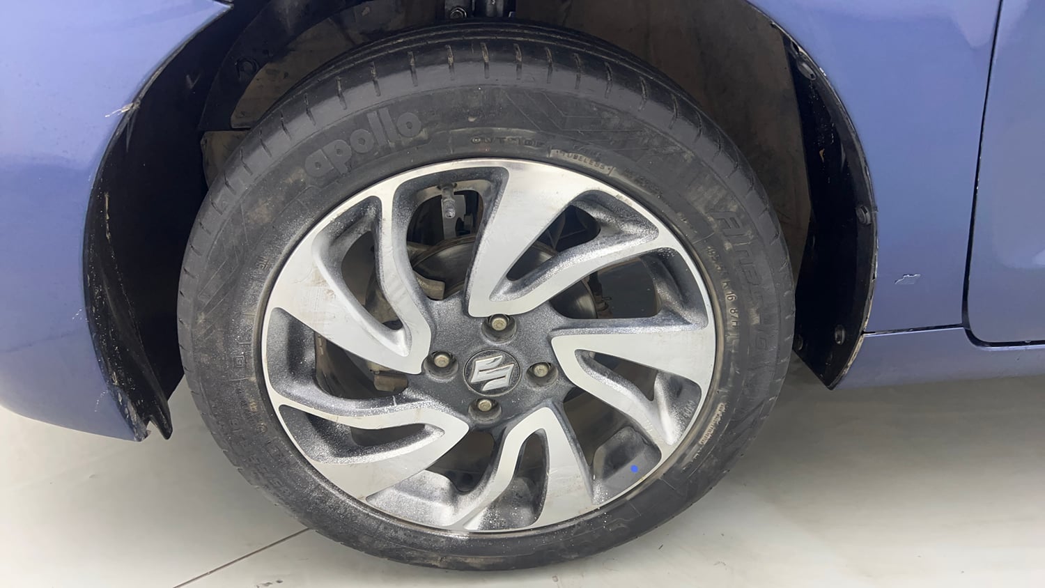 Used 2021 Maruti Suzuki Baleno Zeta Petrol Manual tyres LEFT FRONT TYRE RIM VIEW