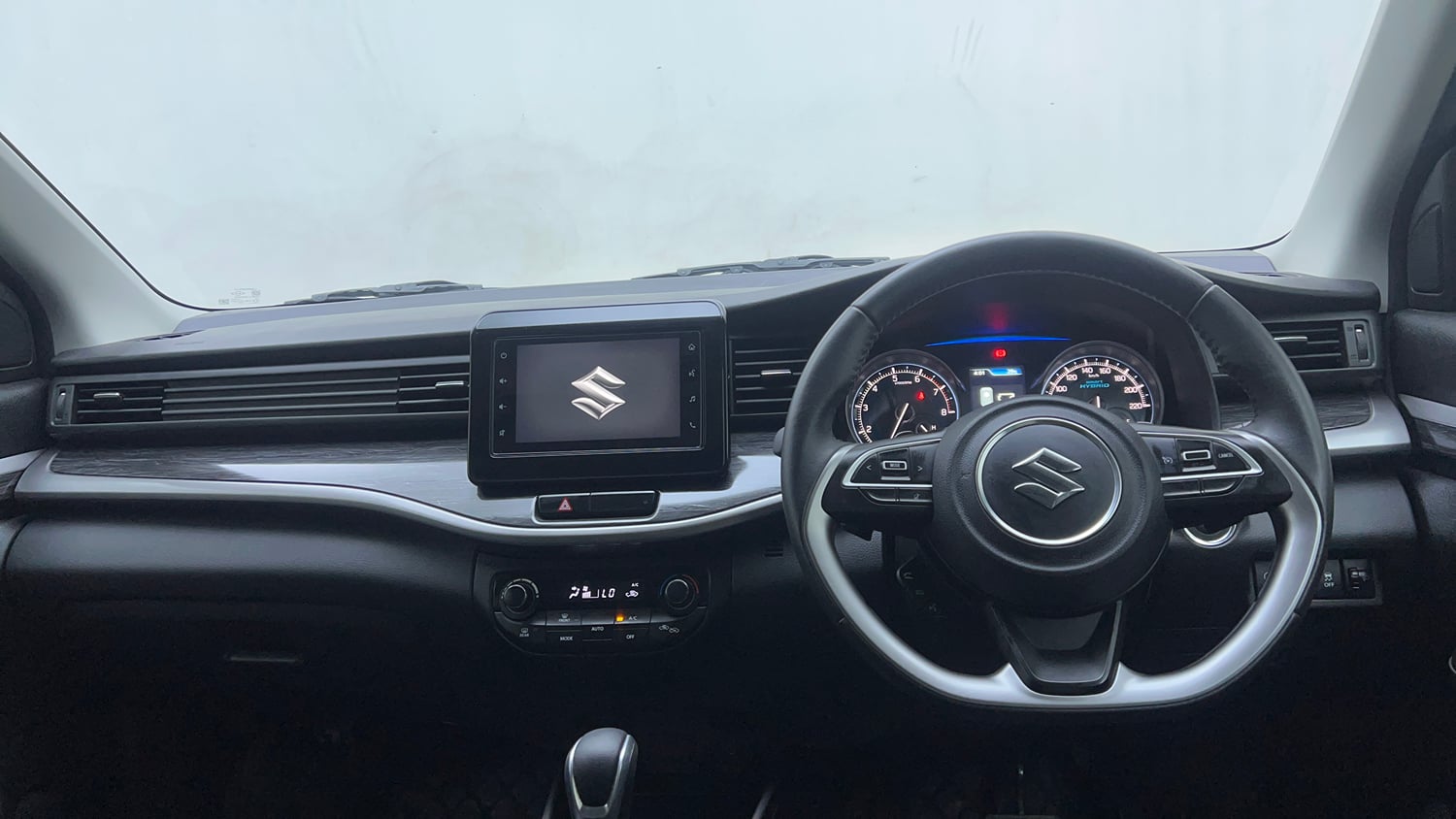 Used 2023 Maruti Suzuki XL6 Alpha AT Petrol Petrol Automatic interior DASHBOARD VIEW