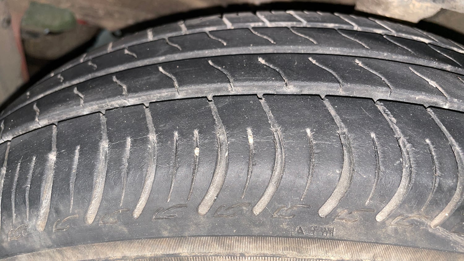 Used 2023 Maruti Suzuki S-Presso Vxi Plus Petrol Manual tyres LEFT FRONT TYRE TREAD VIEW
