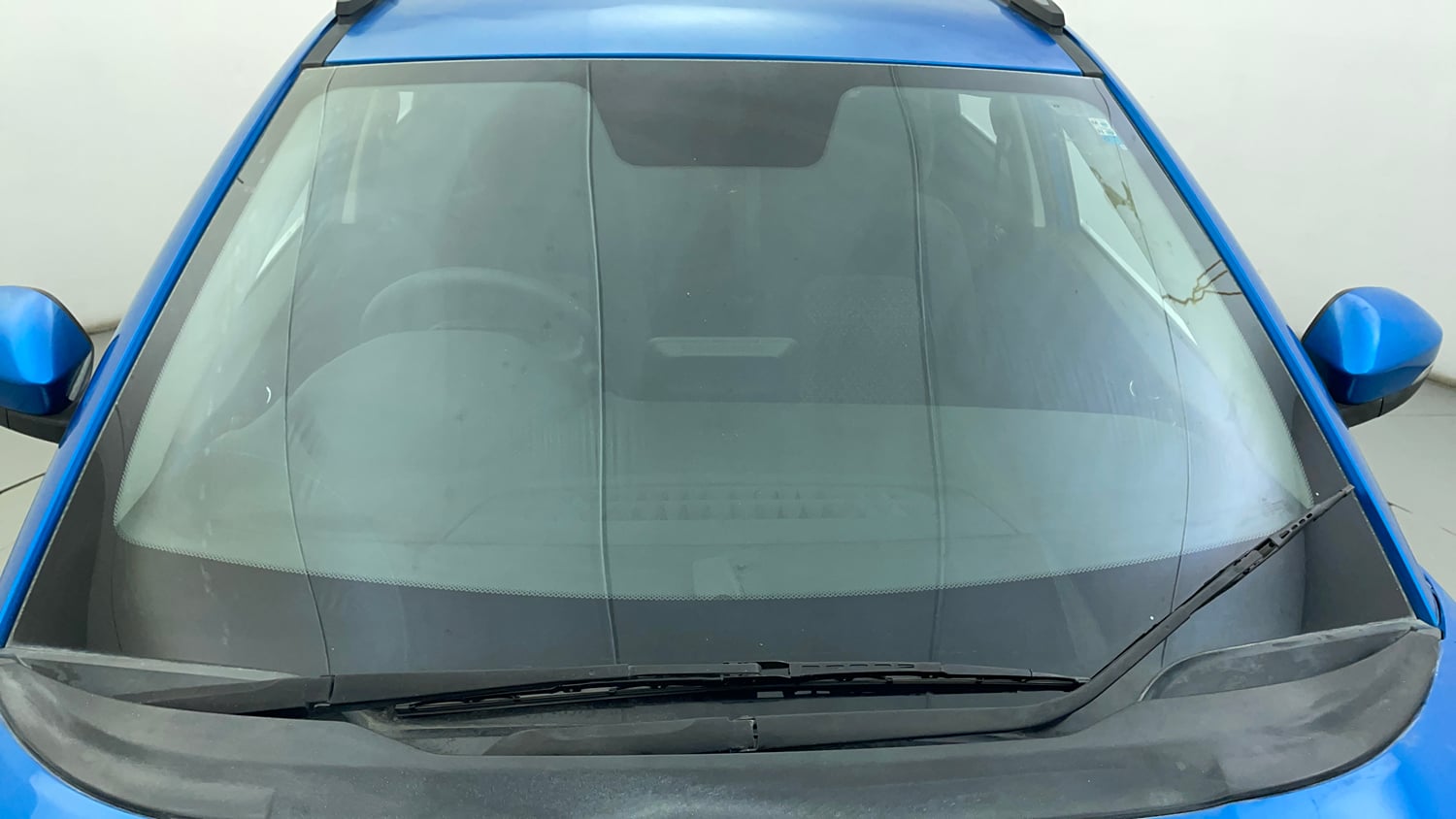 Used 2017 Tata Nexon XZ Plus Diesel Diesel Manual exterior FRONT WINDSHIELD VIEW