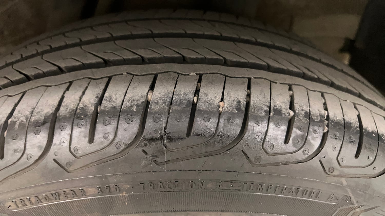 Used 2023 Honda City V CVT Petrol Petrol Automatic tyres LEFT REAR TYRE TREAD VIEW